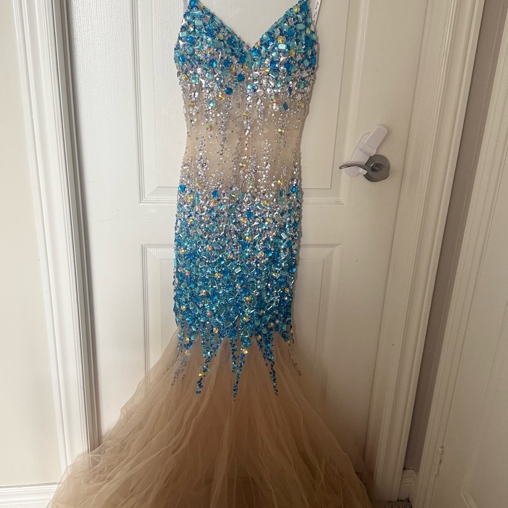 Blue and Cream Evening Prom Dress - Picture 2 of 6